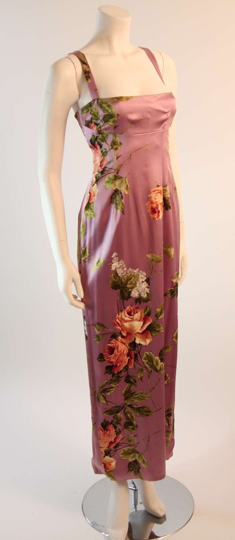 Dolce and Gabbana Stretch Silk Lilac Floral Gown Size 44 In New Condition In Los Angeles, CA