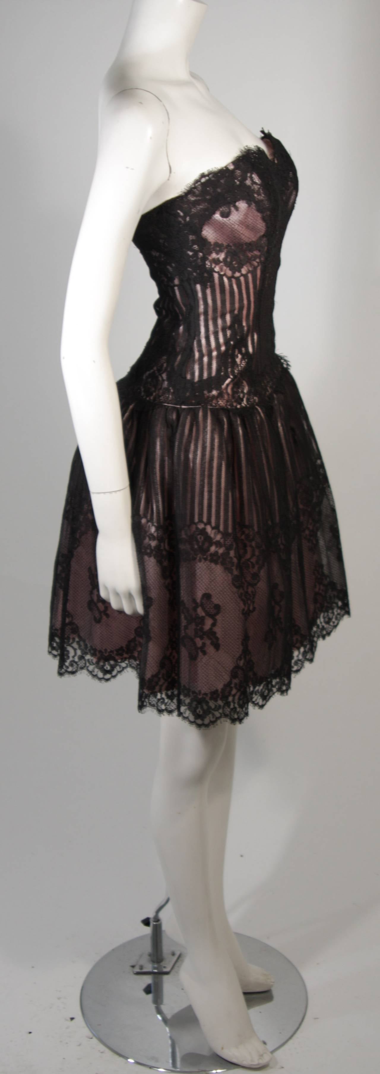 Victor Costa Strapless Black Lace Cocktail Dress with Pink Satin Size 40 In Excellent Condition For Sale In Los Angeles, CA