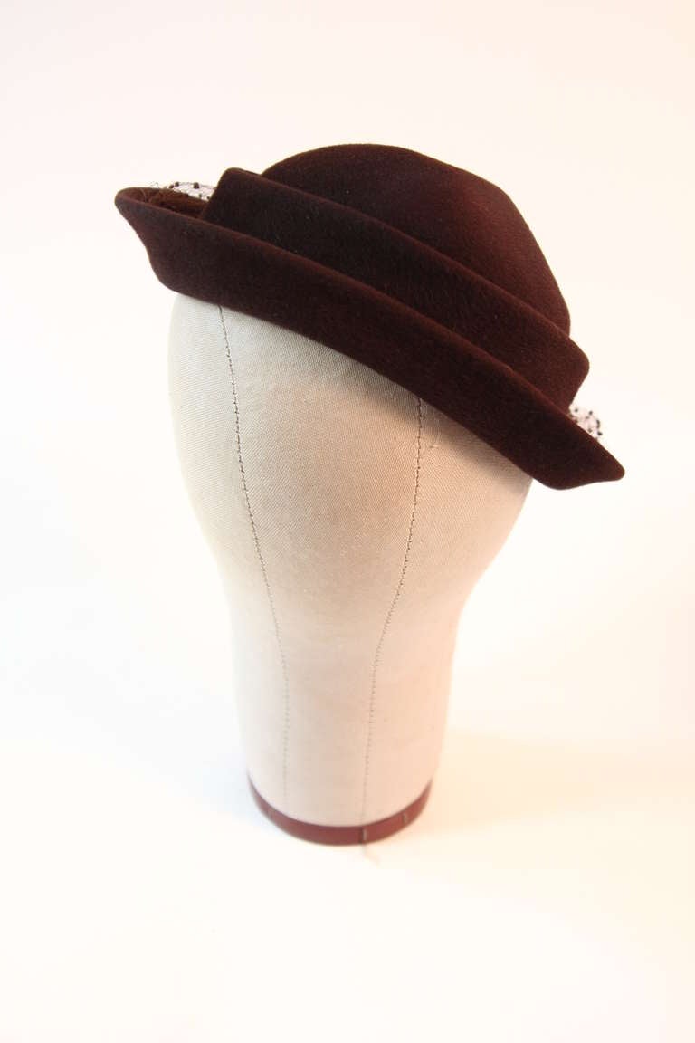 Hattie Carnegie Brown Fur Felt Split Brim Hat For Sale 1