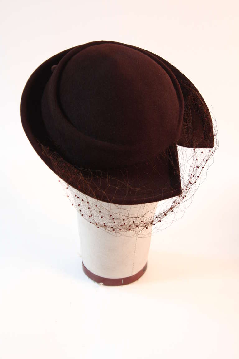 Hattie Carnegie Brown Fur Felt Split Brim Hat For Sale 3