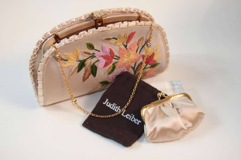 Judith Leiber Embroidered Silk Clutch In Excellent Condition In Los Angeles, CA