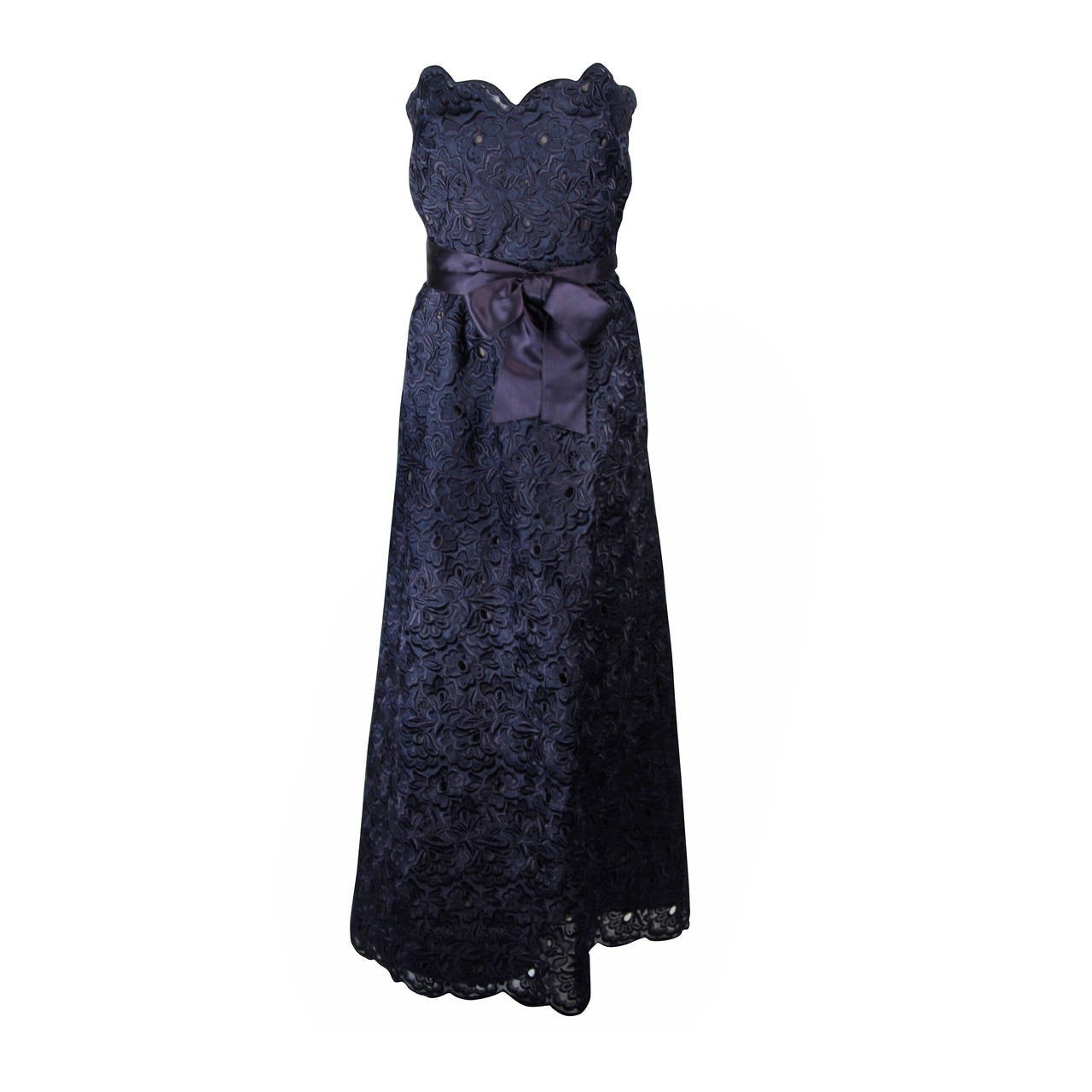 SCAASI Navy Floral Lace Evening Gown with Satin Waist Belt Size 2 For Sale