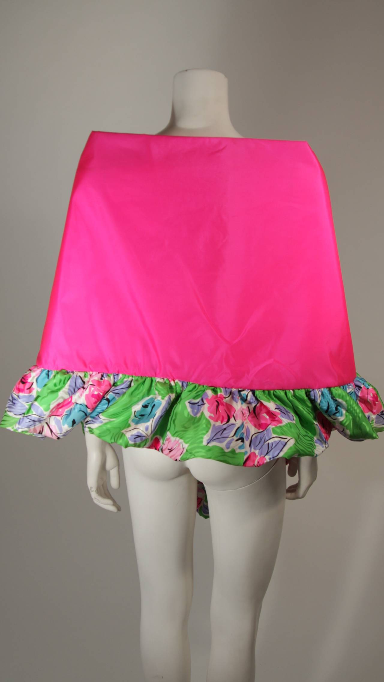 SCAASI Green Tropical Silk Cocktail Dress & Hot Pink Contrast Ruffle Wrap Size 4 5