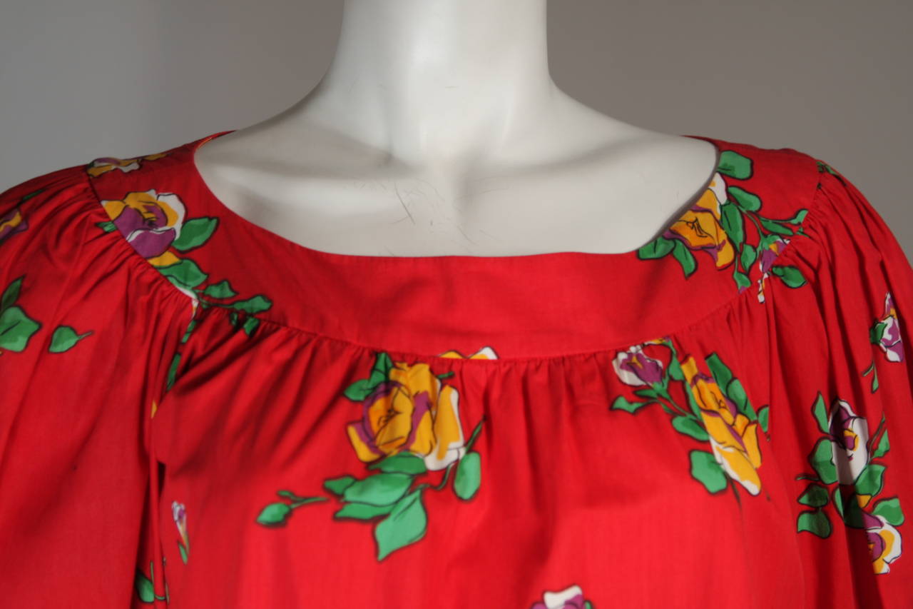 Yves Saint Laurent Red Cotton Drop Waist Dress with Floral Motif Size 36 In Excellent Condition For Sale In Los Angeles, CA