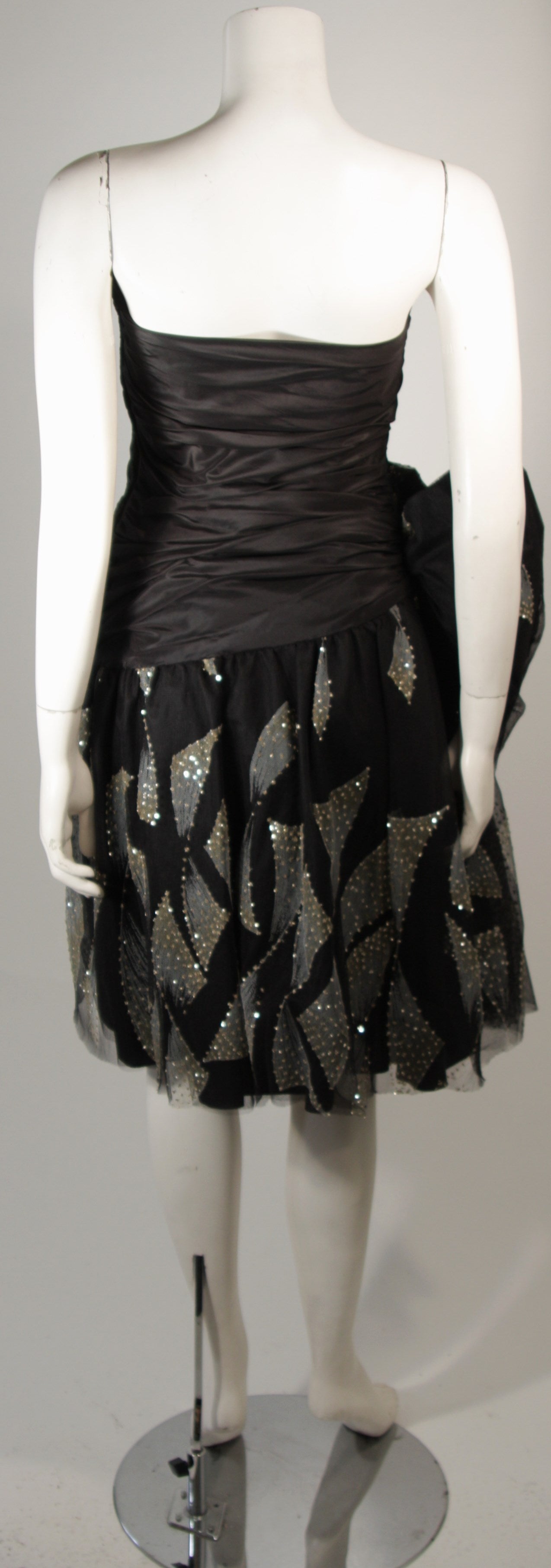 Vicky Tiel Black Cocktail Dress with Metallic Accents Size Small 3