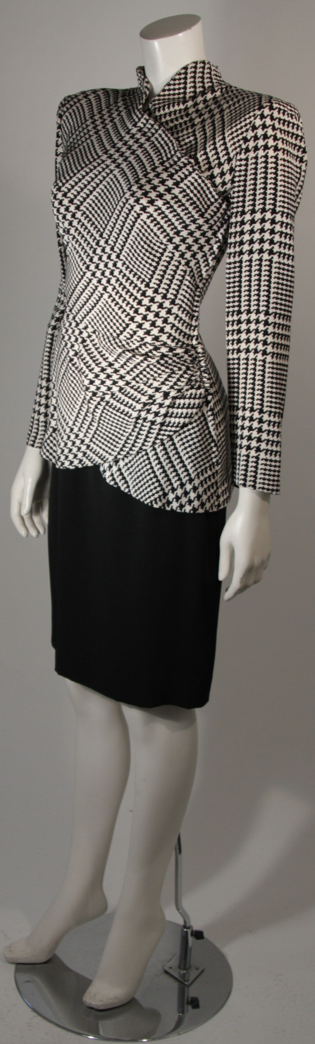 Vicky Tiel Black and White Houndstooth Cocktail Dress and Jacket Size Small 1