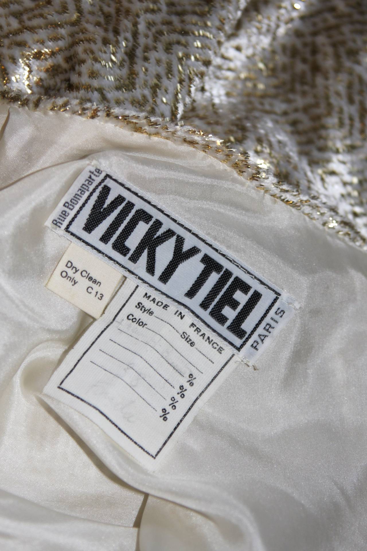 Vicky Tiel Ivory and Gold Velvet Texture Cocktail Dress Size 38 5