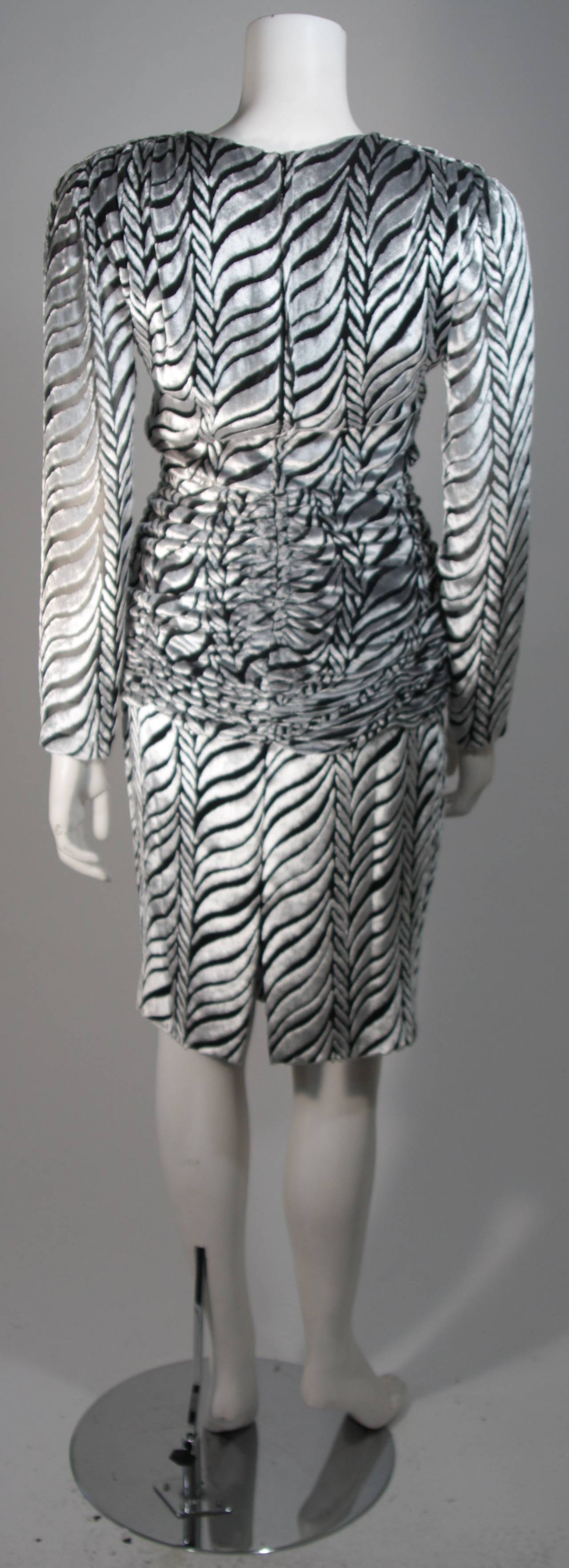 Vicky Tiel Black and Silver Burnout Striped Velvet Cocktail Dress Size Small 3