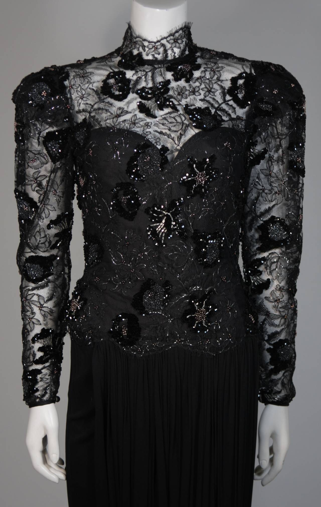 Vicky Tiel Black Sequin Lace Gown with Jersey Skirt Size Small In Excellent Condition In Los Angeles, CA