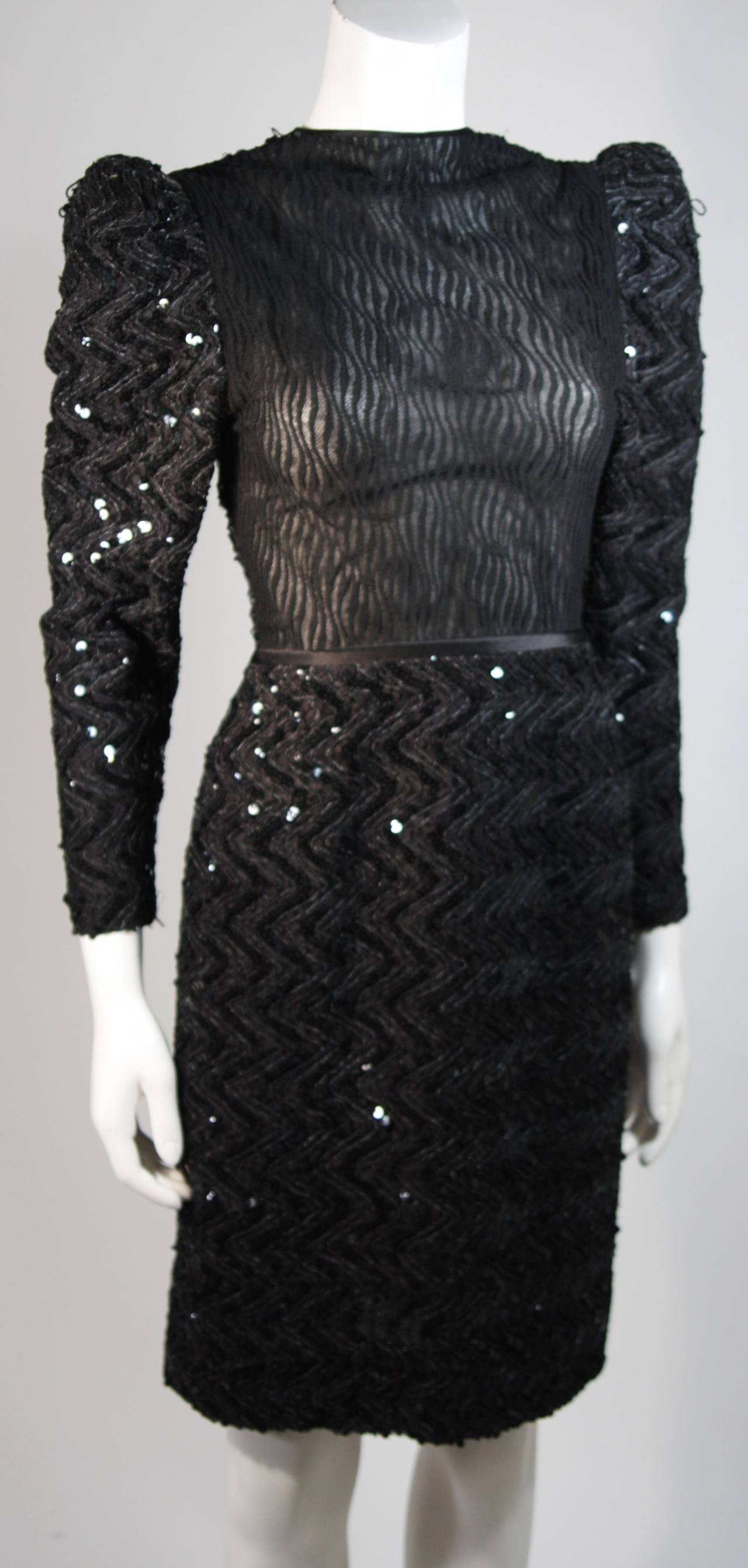 Women's Vicky Tiel Attributed Black Sequin Cocktail Dress Size Small For Sale