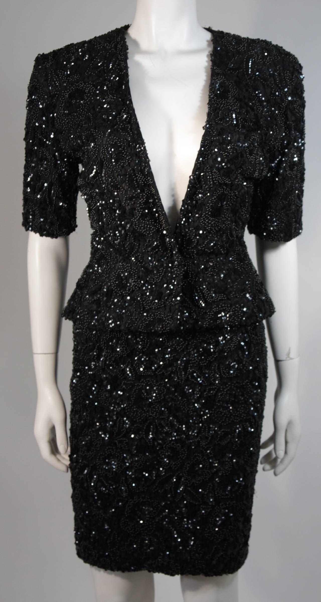 Vicky Tiel Black Beaded Skirt Suit Size 38 In Excellent Condition In Los Angeles, CA
