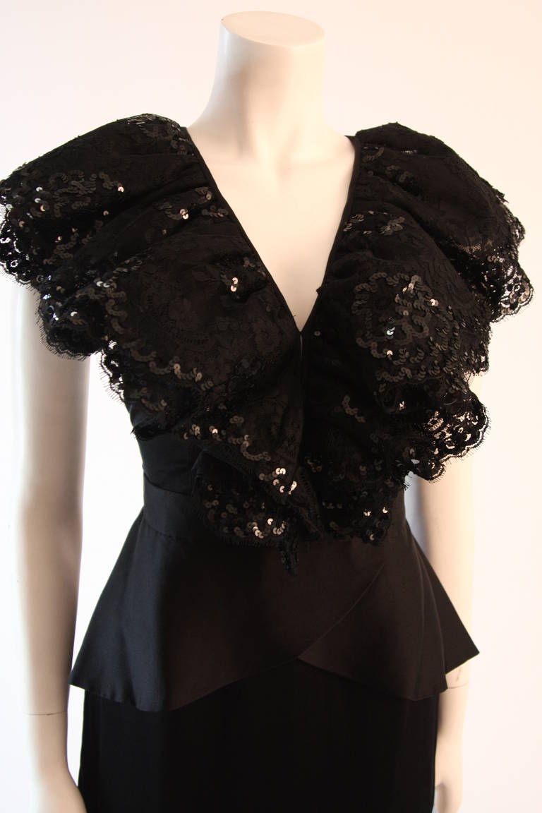 Striking Vicky Tiel Black Sequined and Ruffled Open Back Cocktail Dress In Excellent Condition In Los Angeles, CA