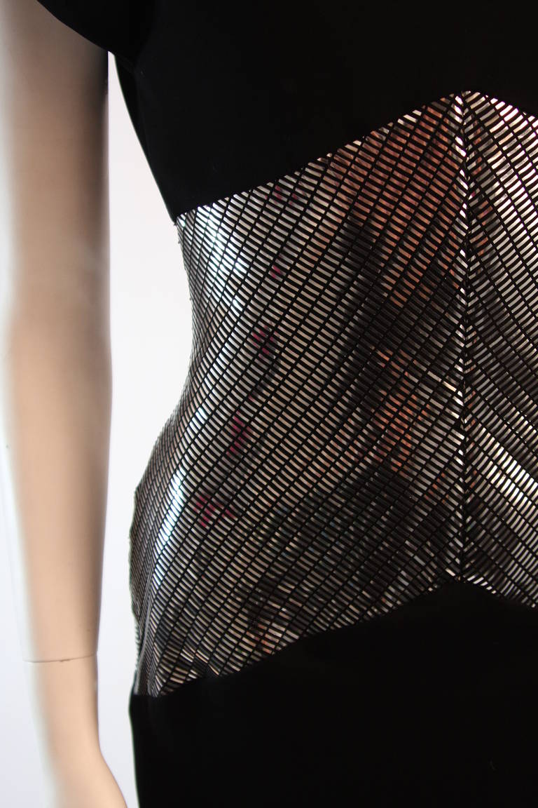 Women's Ravishing Vicky Tiel Black Futurism Gown with Metallic Detail