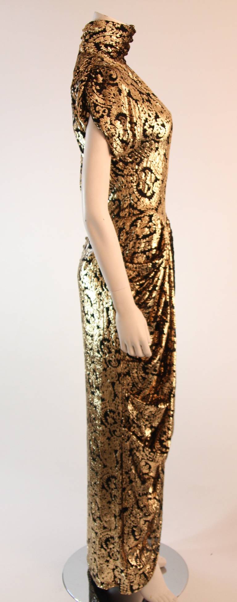 Women's Gorgeous Vicky Tiel Gold and Black Burnout Panne Velvet Gown