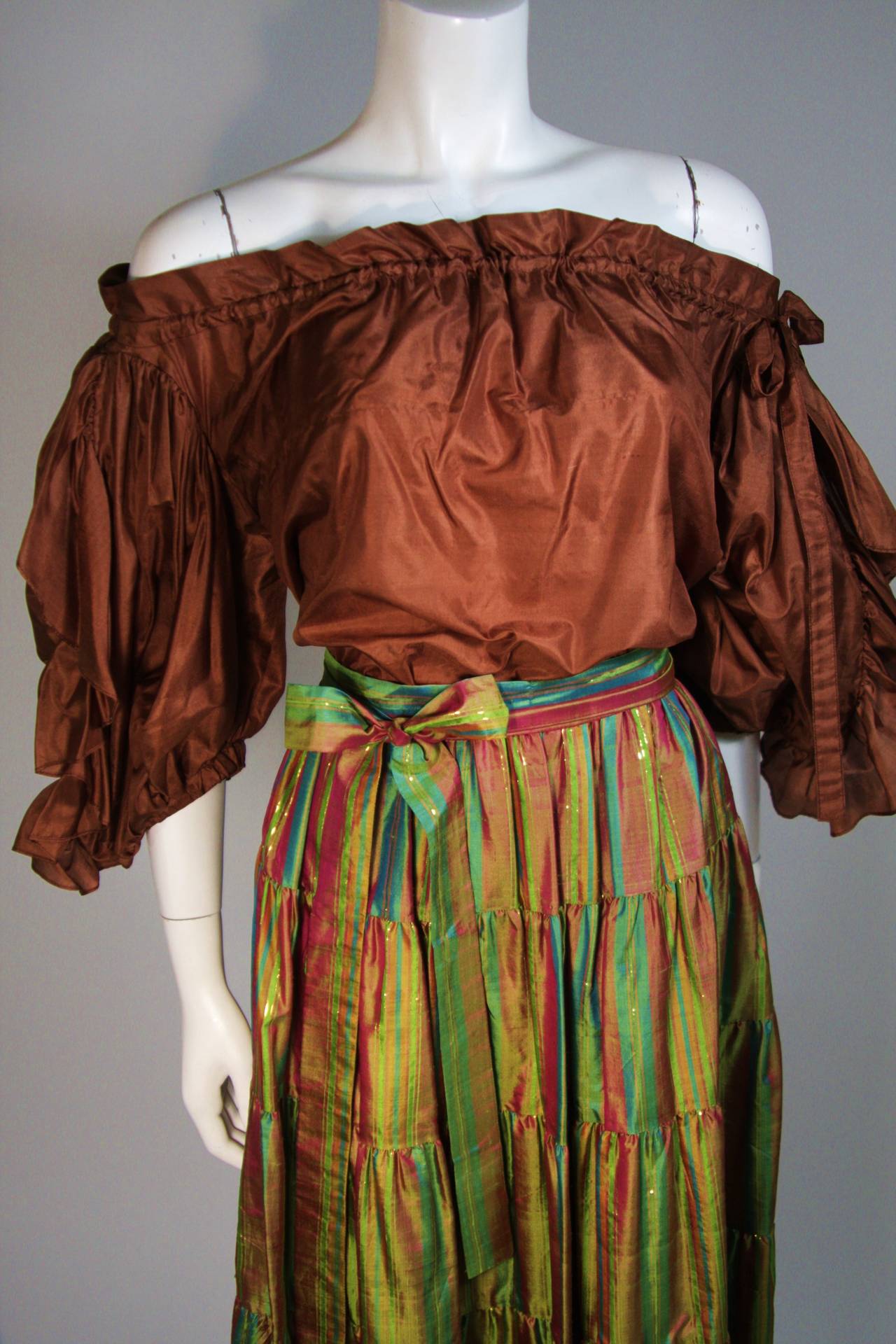 Yves Saint Laurent Rive Gauche Silk Blouse and Skirt Ensemble Size 38 In Excellent Condition In Los Angeles, CA