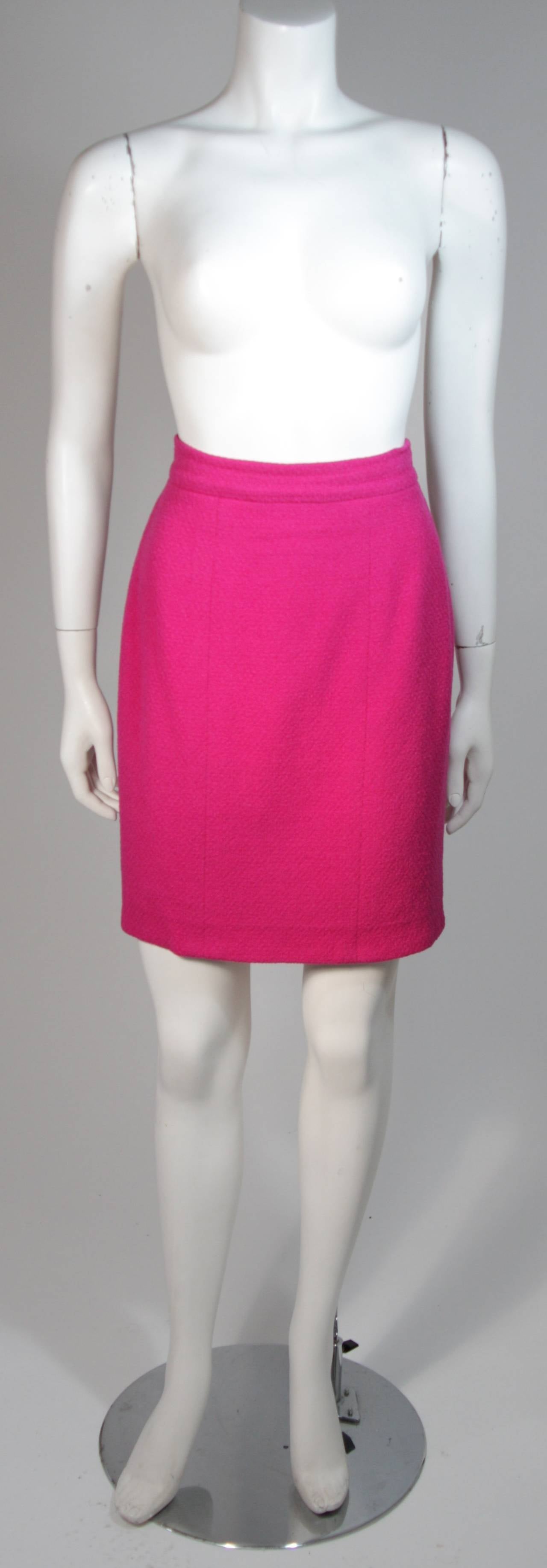 CHANEL 1980's Wool Fuschia Skirt Suit with Black Trim Size 38 3