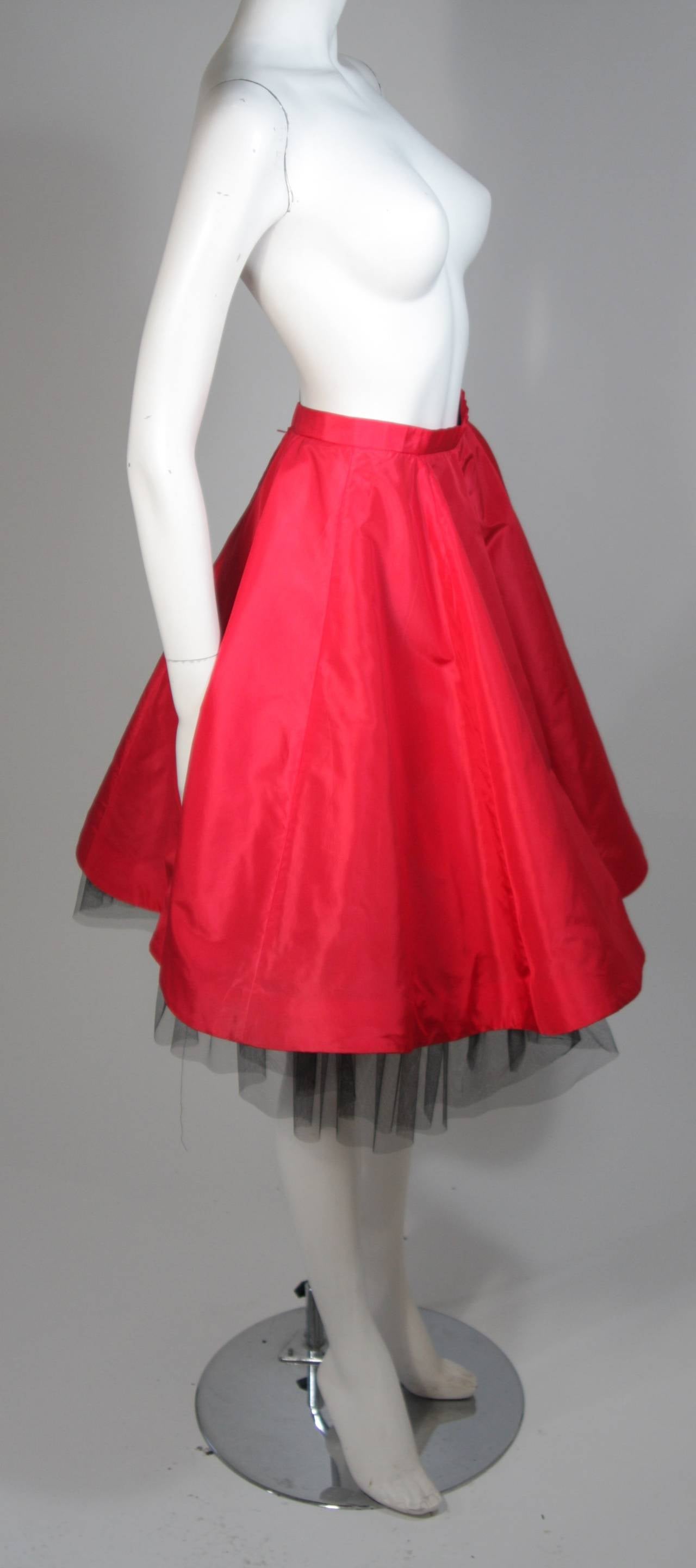 Oscar De La Renta Red Skirt with Crinoline Size 4 1