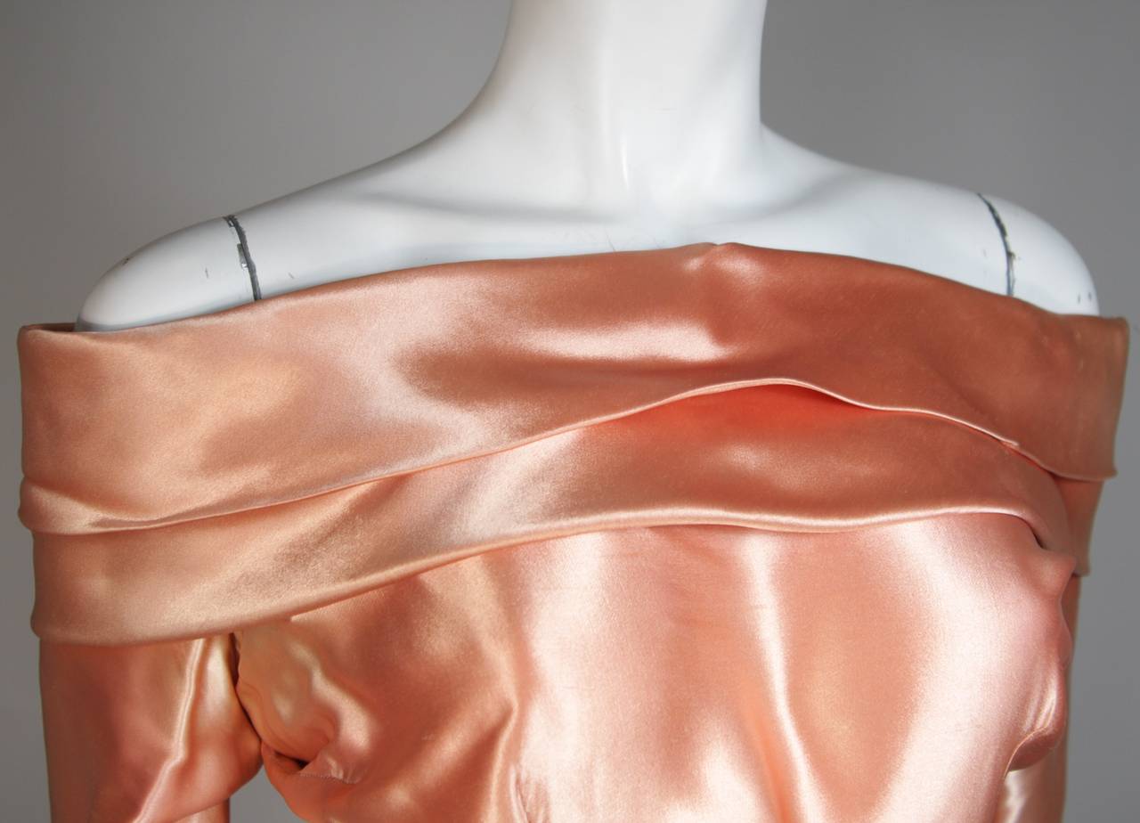 Women's Ceil Chapman Draped Silk Gown in a Peach Champagne Hue Size 4-6