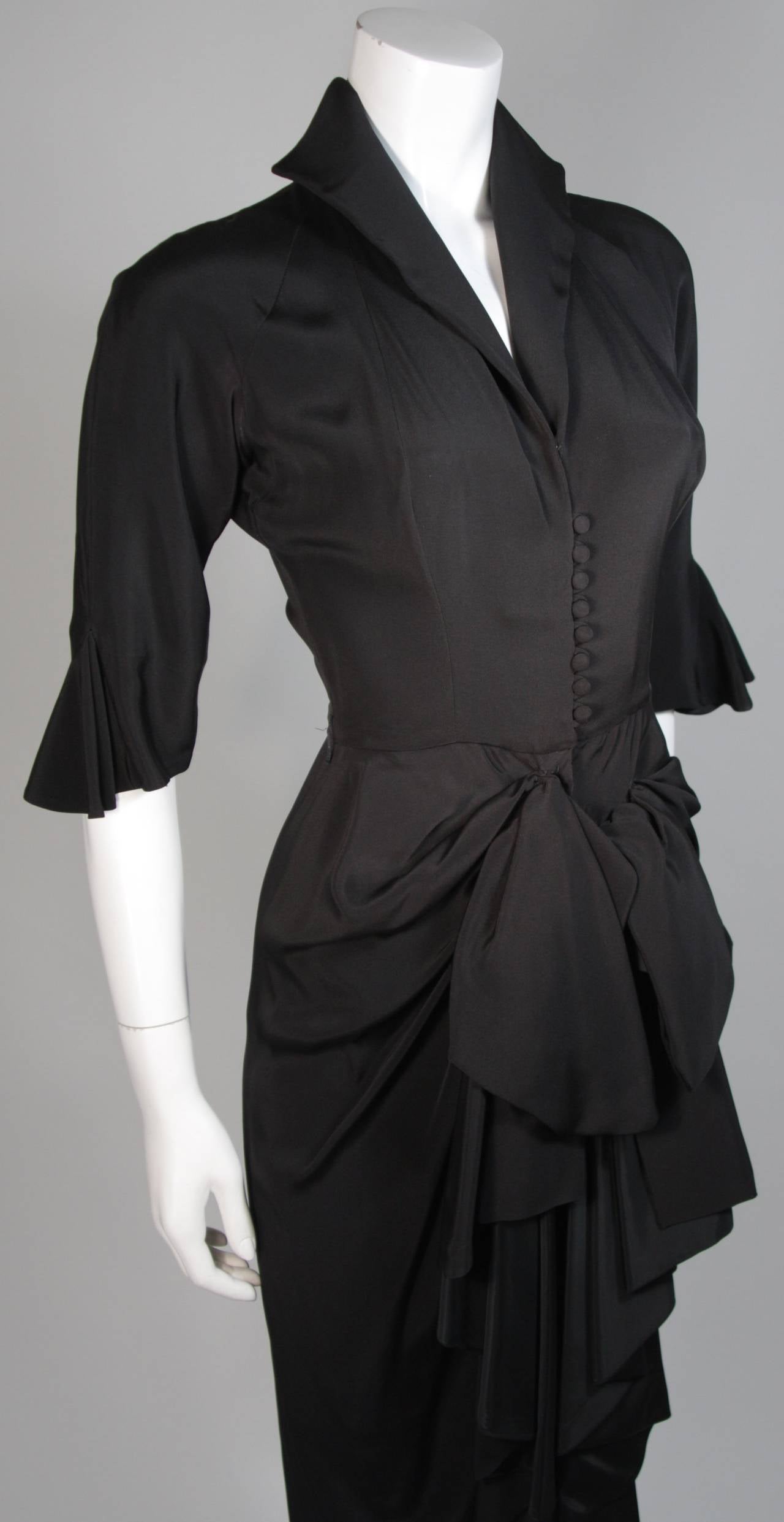 Ceil Chapman Black Cocktail Gown with Bow Detail Size XS In Excellent Condition For Sale In Los Angeles, CA