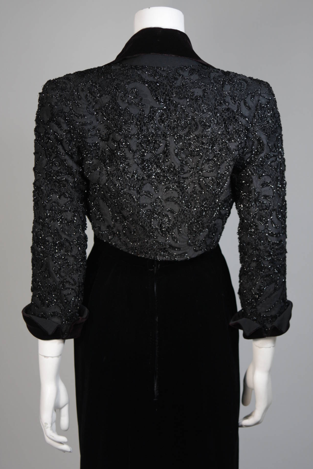 Howard Greer Mildred Moore Two Piece Velvet Gown with Beaded Bolero Size Small  In Excellent Condition For Sale In Los Angeles, CA