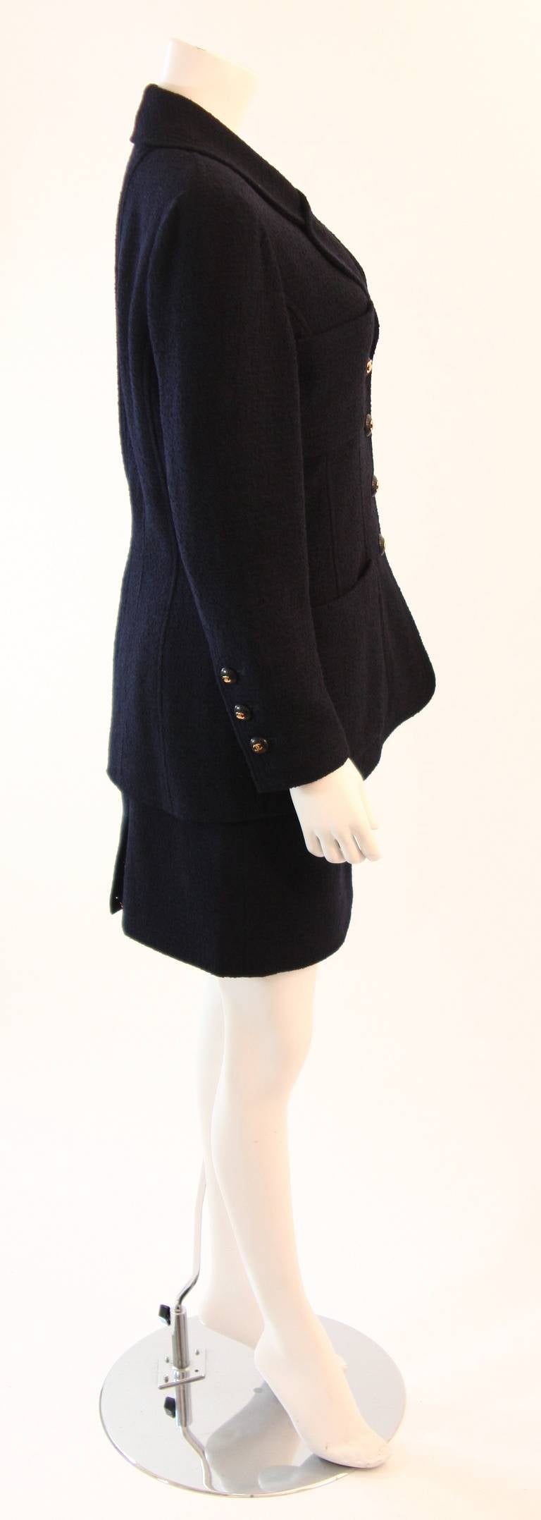 1993 C Chanel Navy Boucle Jacket and skirt suit with CC logo buttons 1