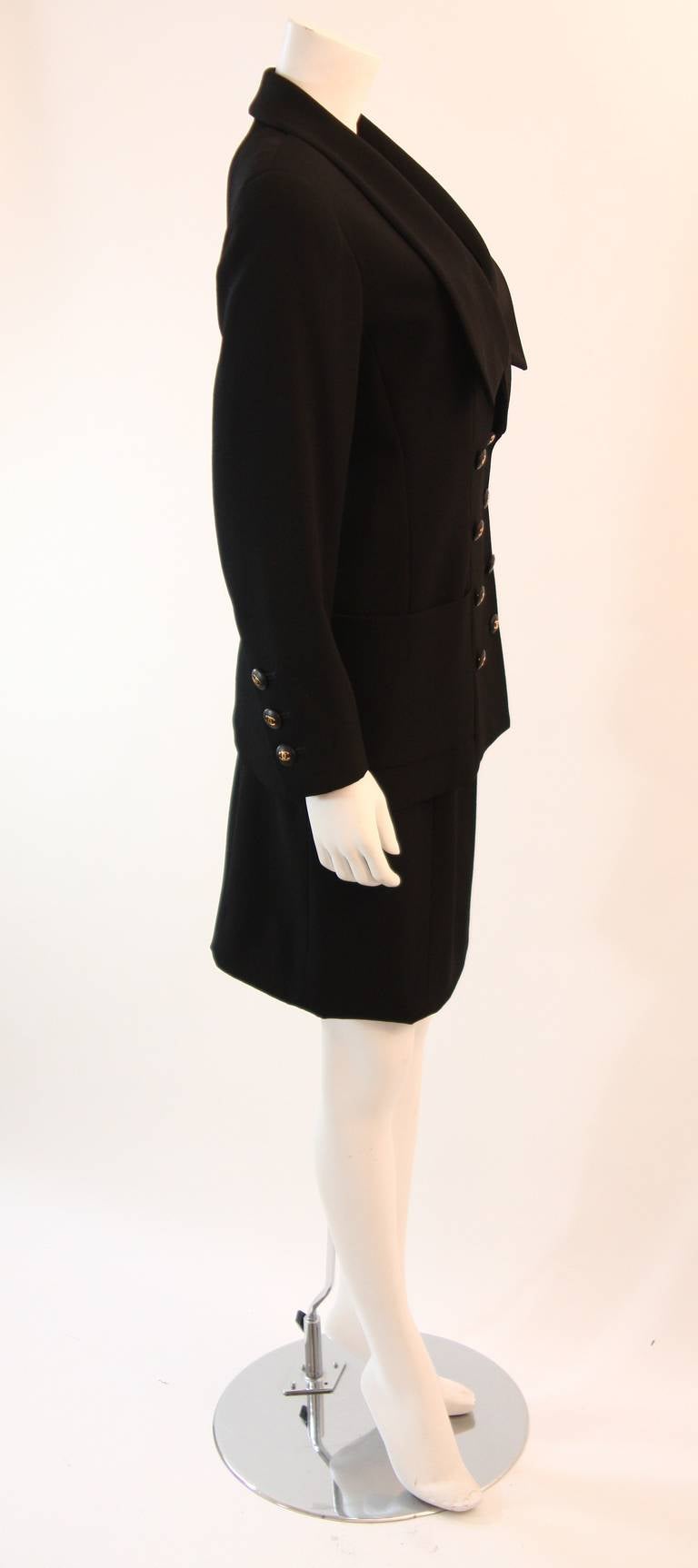 Marvelous Chanel Black Shawl Neck Skirt Suit Size 42 1