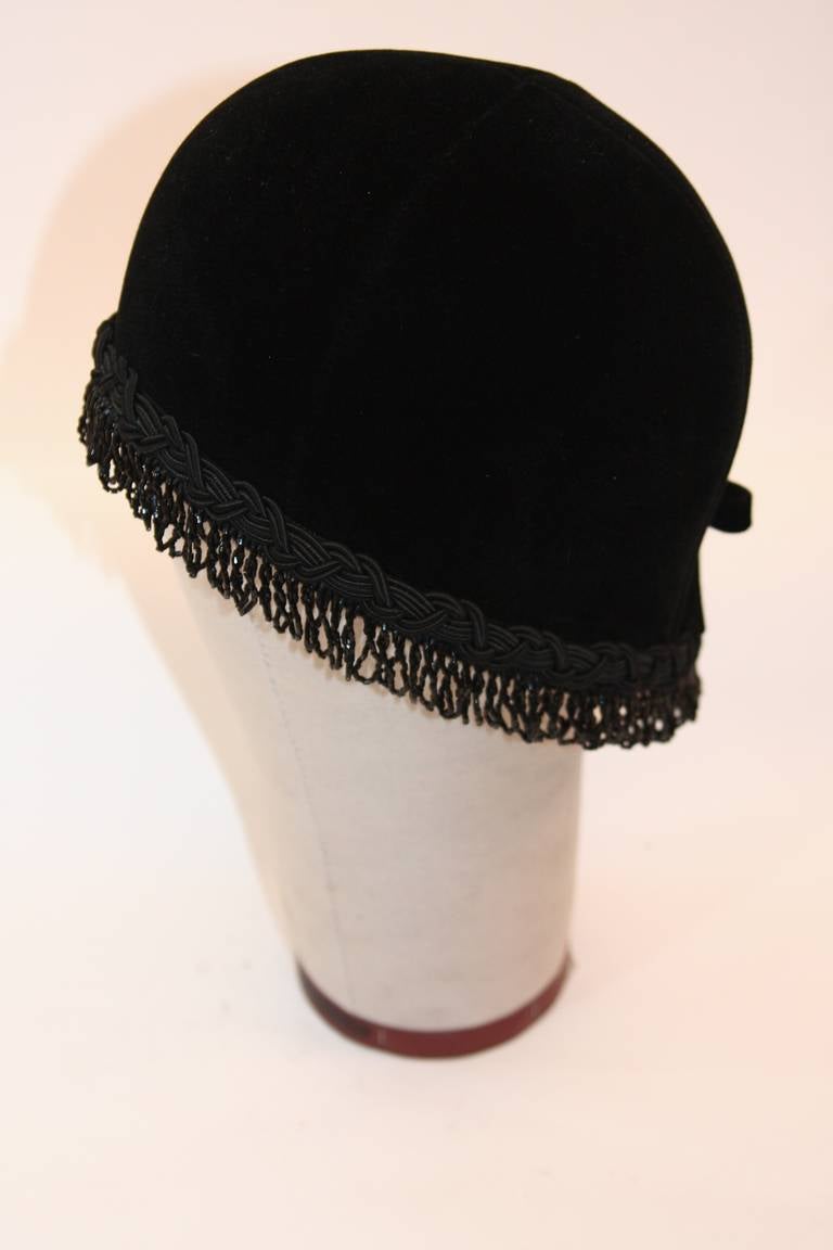 Christian Dior Black Velvet Black Beaded Fringe Cloche Hat In Excellent Condition In Los Angeles, CA