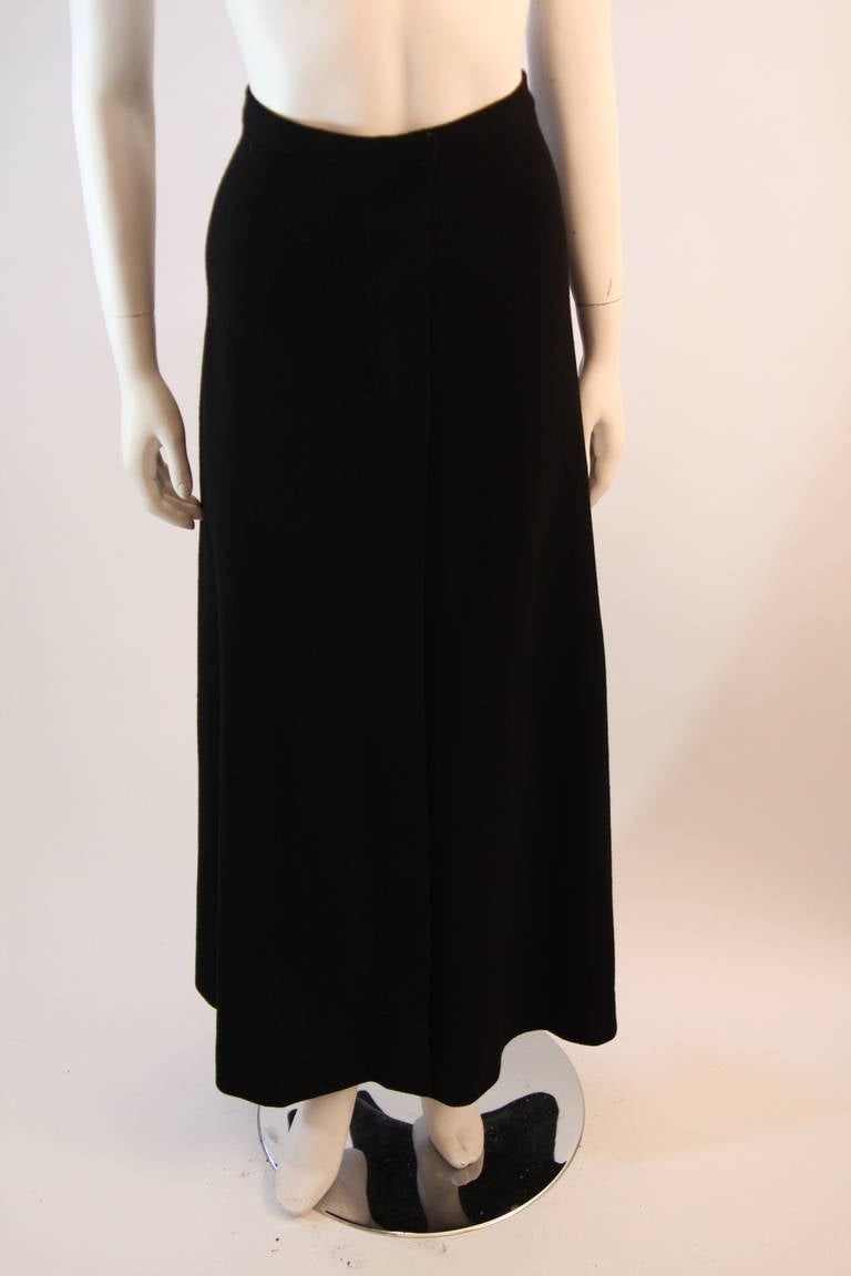 Gorgeous Halston 1970's Black Maxi Skirt Size 10 In Excellent Condition In Los Angeles, CA