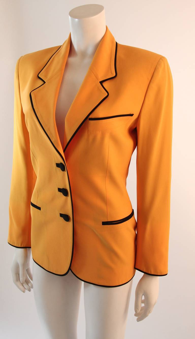 blazer met smiley