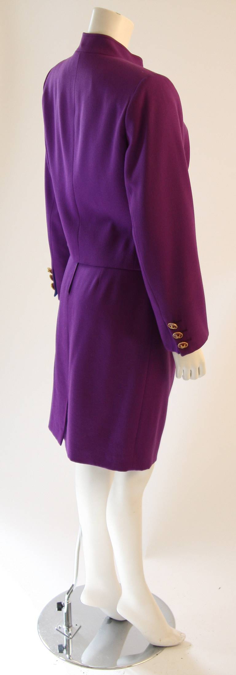 Valentino Miss V Purple Skirt Suit Size 44 10 In Excellent Condition For Sale In Los Angeles, CA