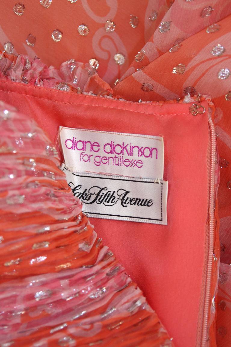 Diane Dickerson Koralle Chiffon Kleid mit Rüschen Größe 6 im Angebot 3