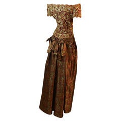 Oscar De La Renta Gold and Burgundy Evening Ensemble 4