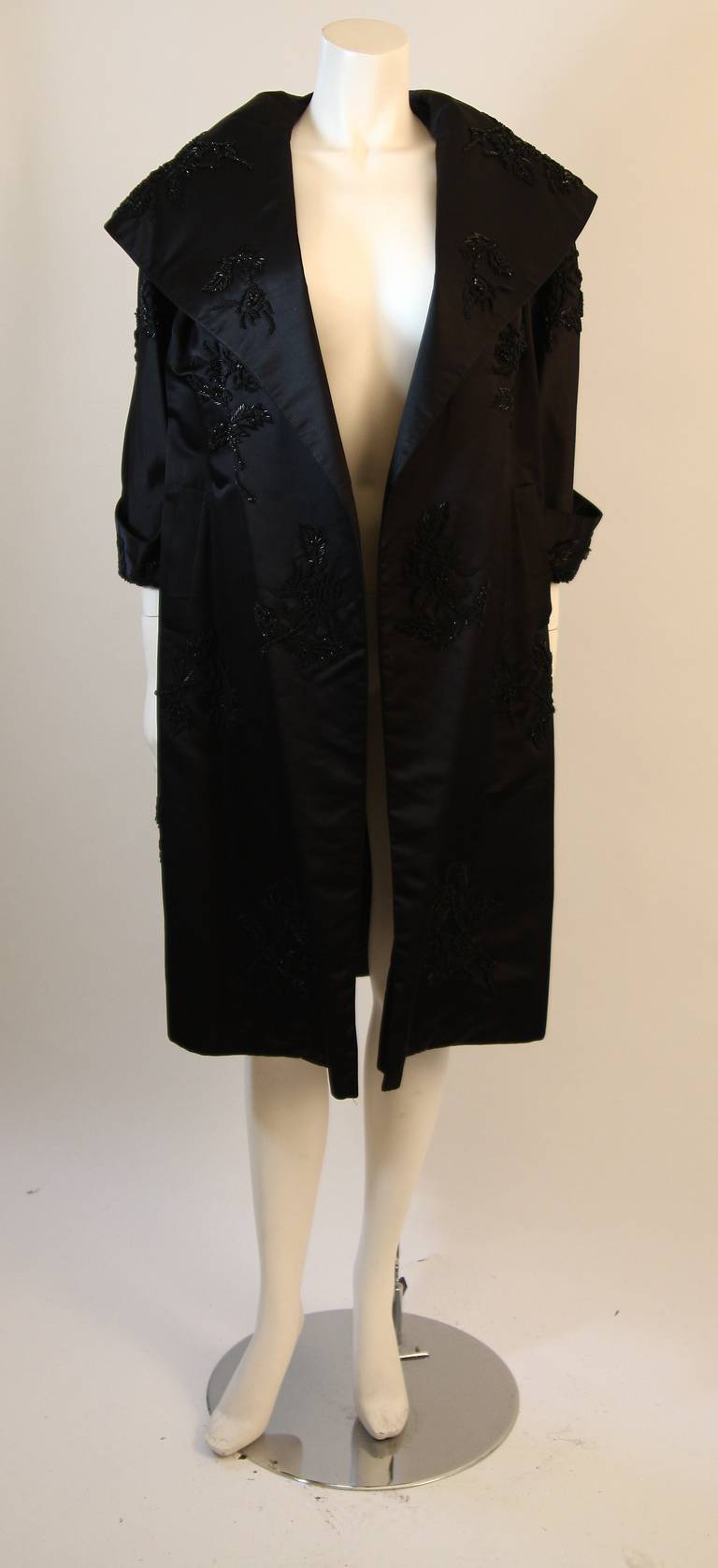 1950's Black Beaded Silk Ensemble Cocktail Dress and Opera Coat Size 6 In Excellent Condition For Sale In Los Angeles, CA