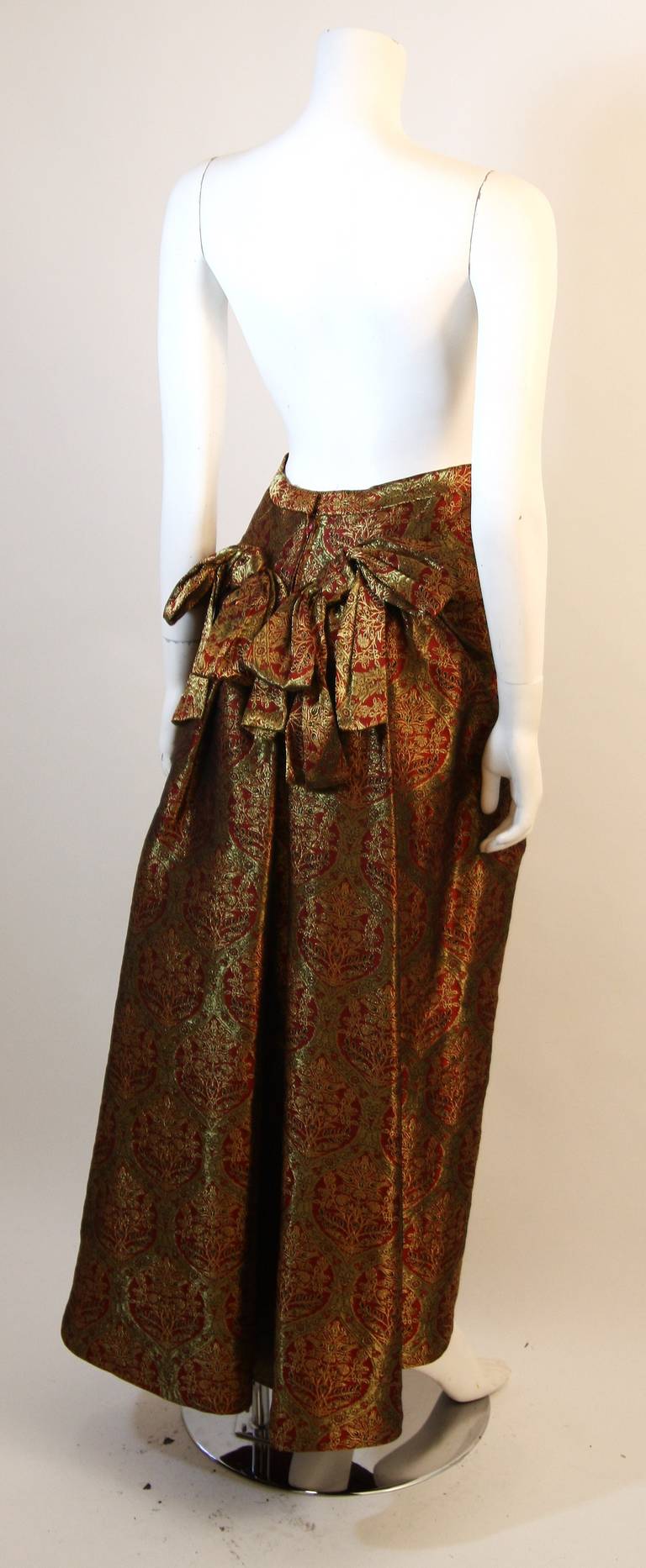 Oscar De La Renta Gold & Burgundy Embroidered & Beaded Evening Ensemble For Sale 3