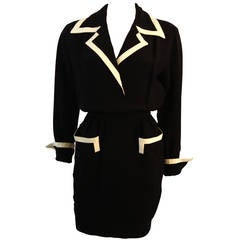 Fabulous Moschino Couture! Classic Pocket Dress with White Piping Detail Size 44 8