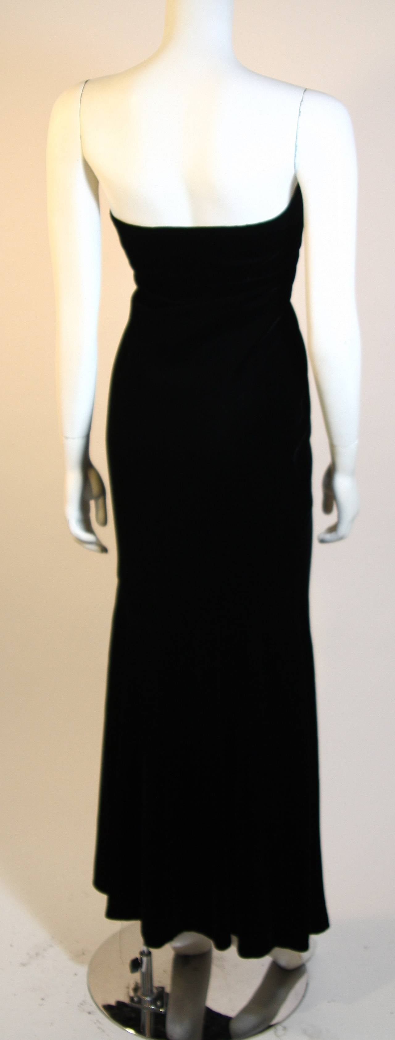 Oscar De La Renta Black Velvet Gown 1