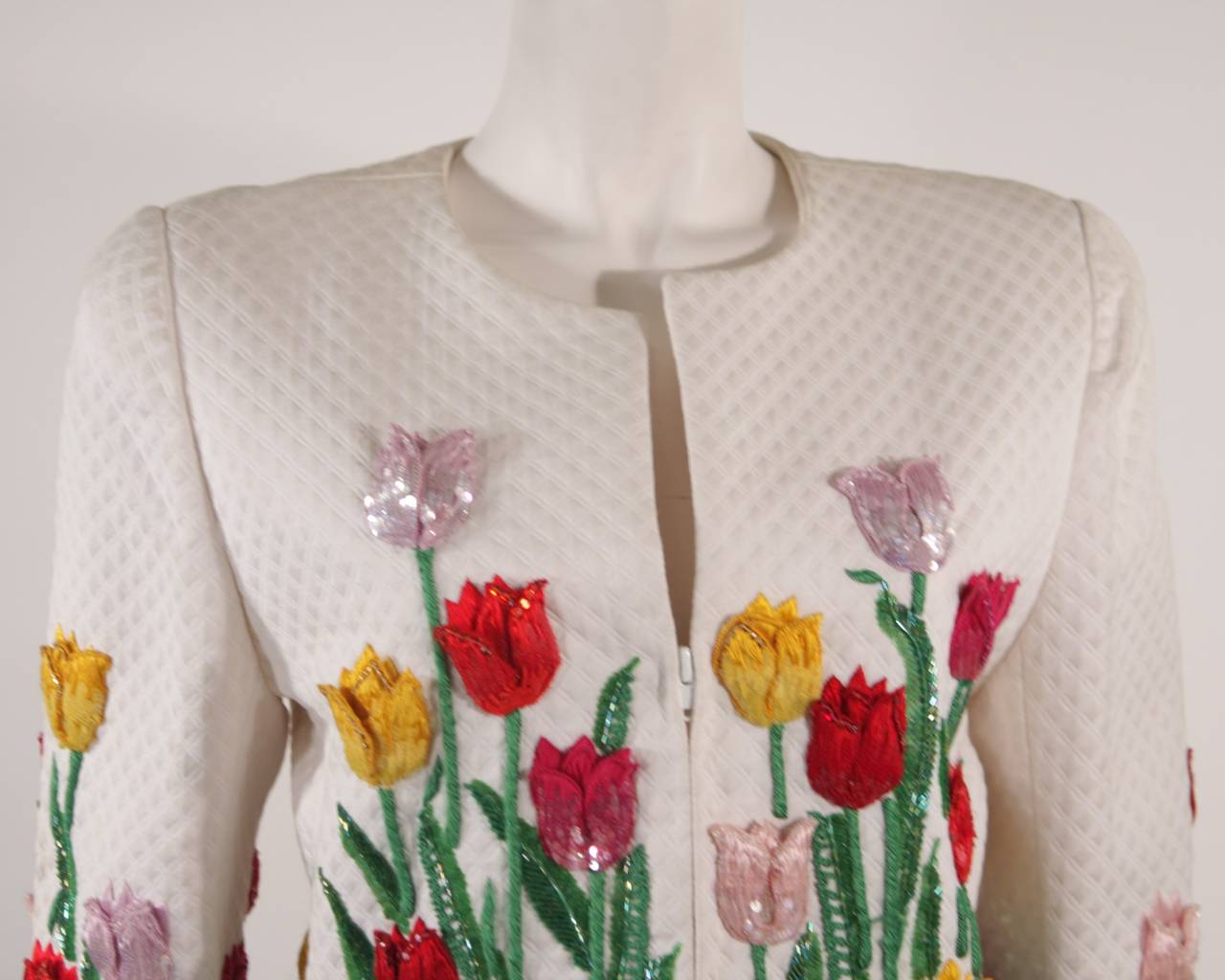 Beige Oscar De La Renta Floral Embellished Suit Size 12