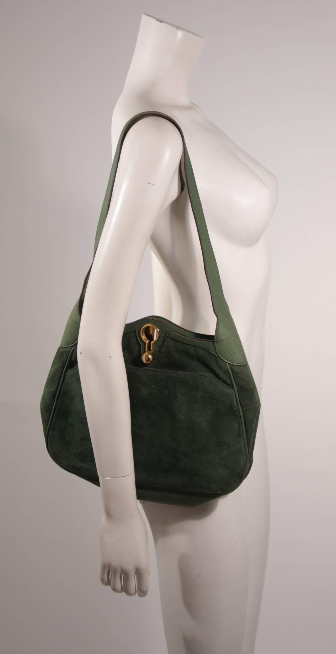 Gucci Green Suede Hobo with Gold Hardware In New Condition In Los Angeles, CA