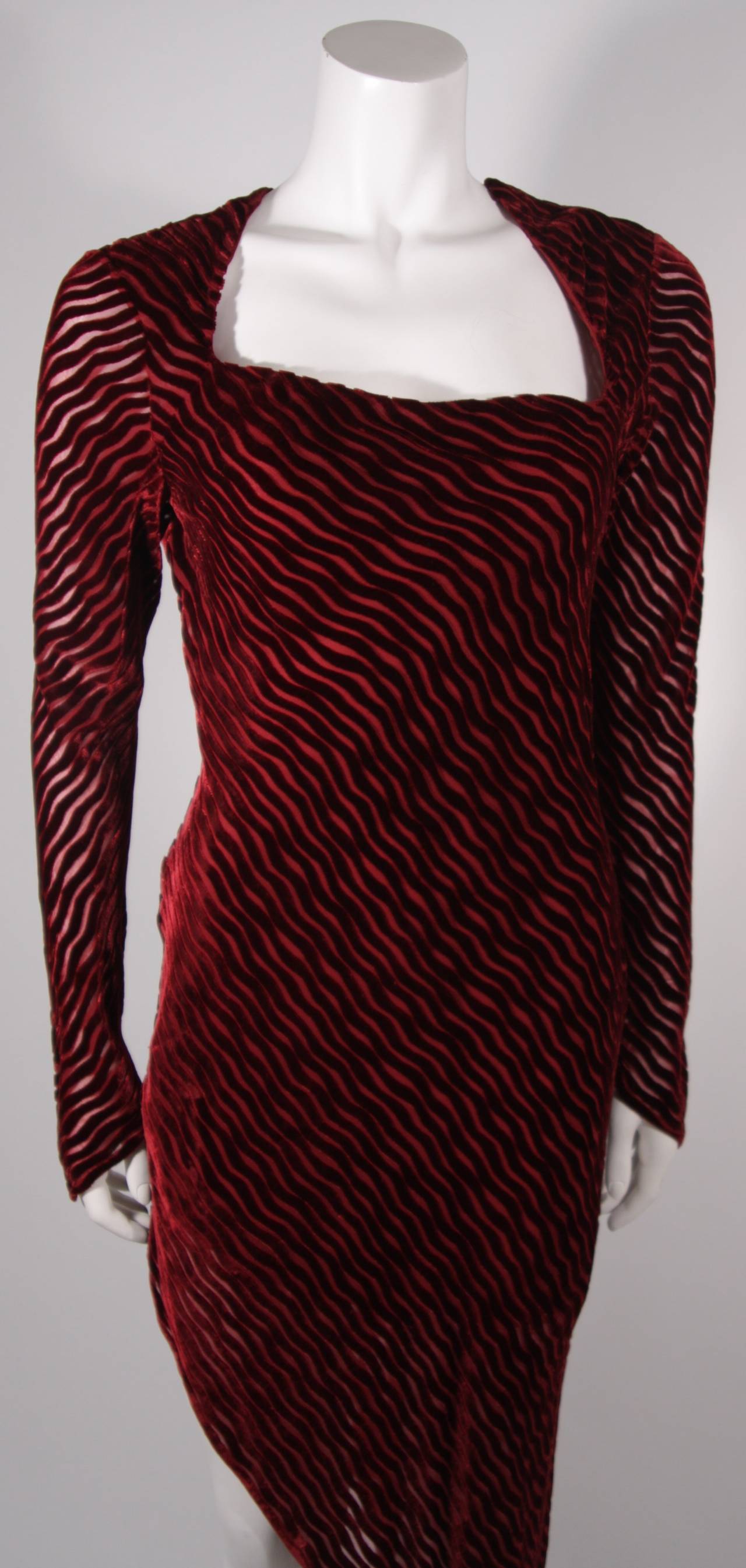 Women's Karl Lagerfield Burgundy Velvet Burn Out Gown Size 38