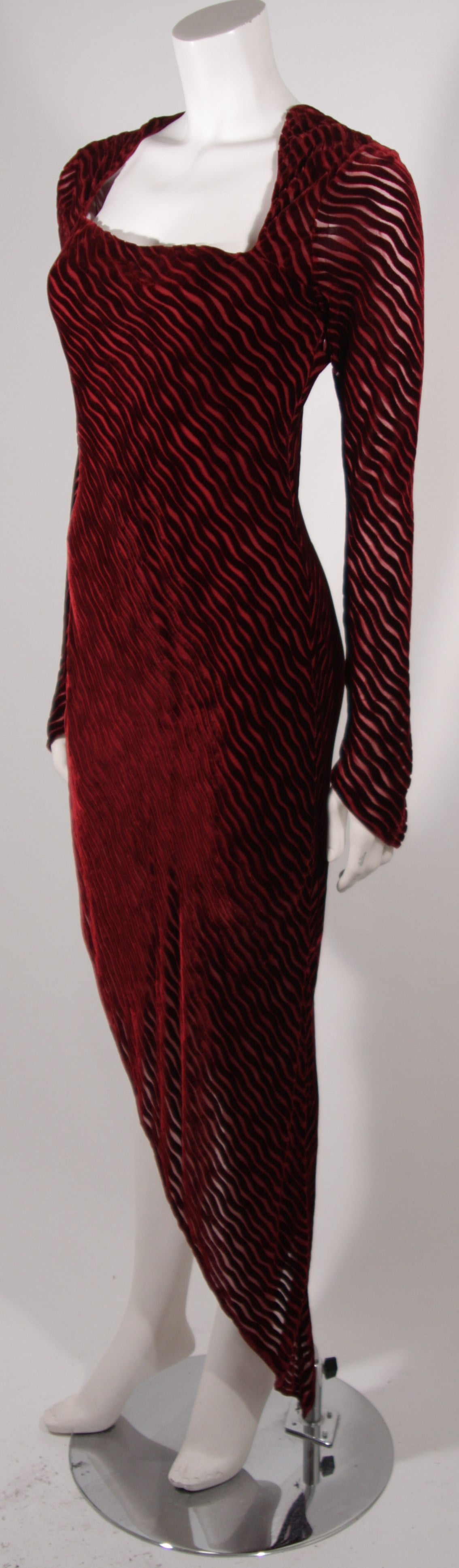 Black Karl Lagerfield Burgundy Velvet Burn Out Gown Size 38