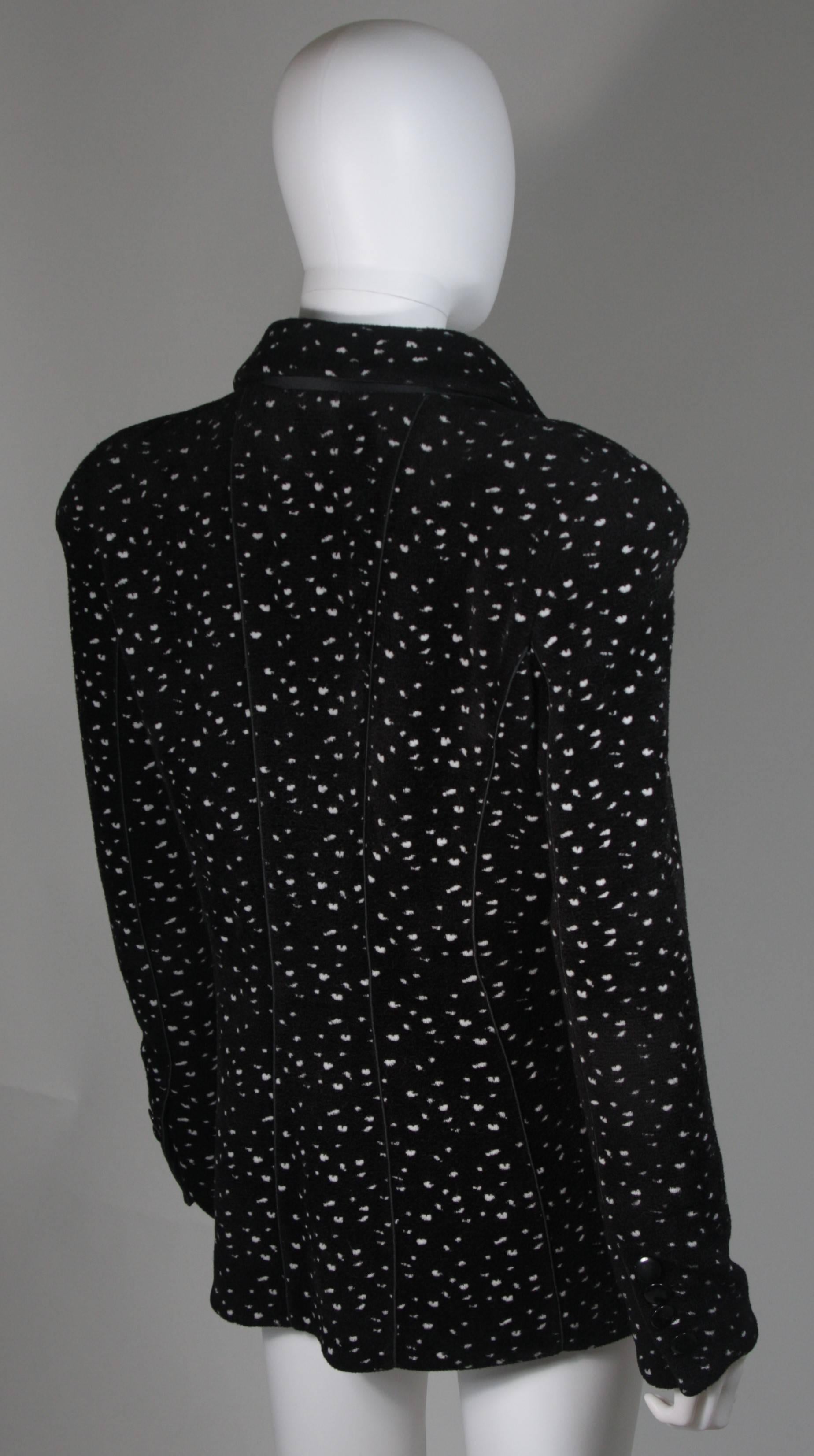 Giorgio Armani Black and White Speckle Wool Blend Jacket with Piping Size 46 In Excellent Condition For Sale In Los Angeles, CA