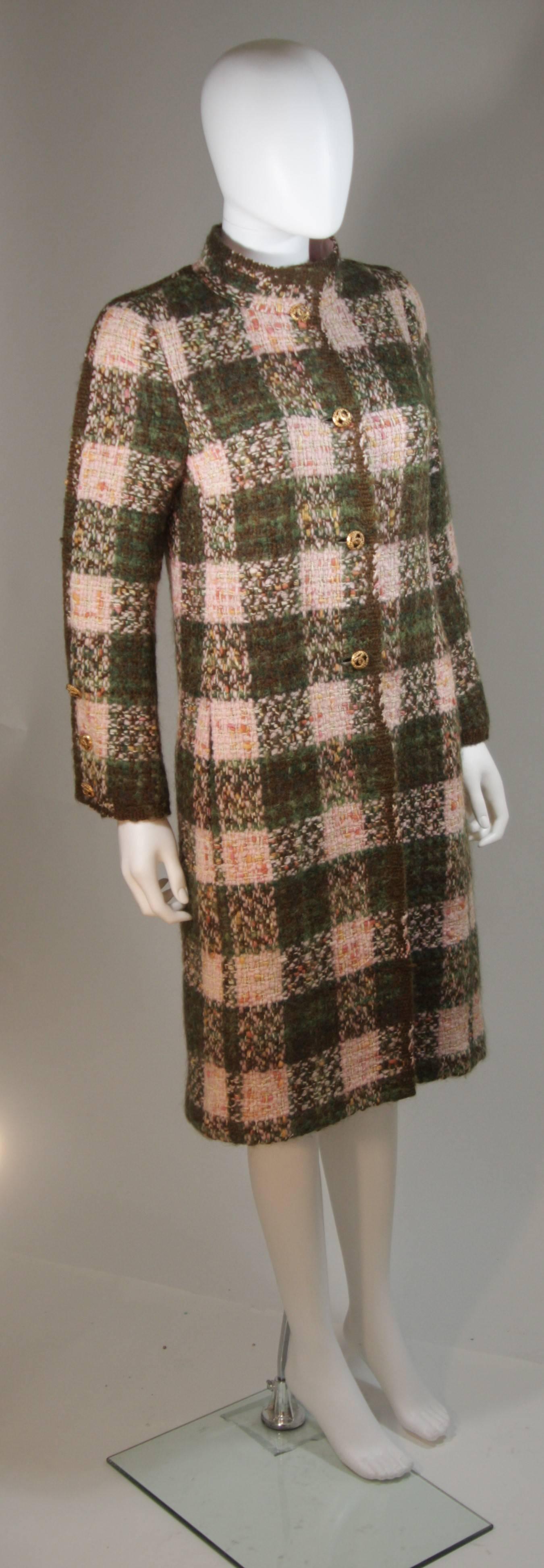 Women's CHANEL Haute Couture Circa 1960s Green and Pink Boucle Coat Size Small