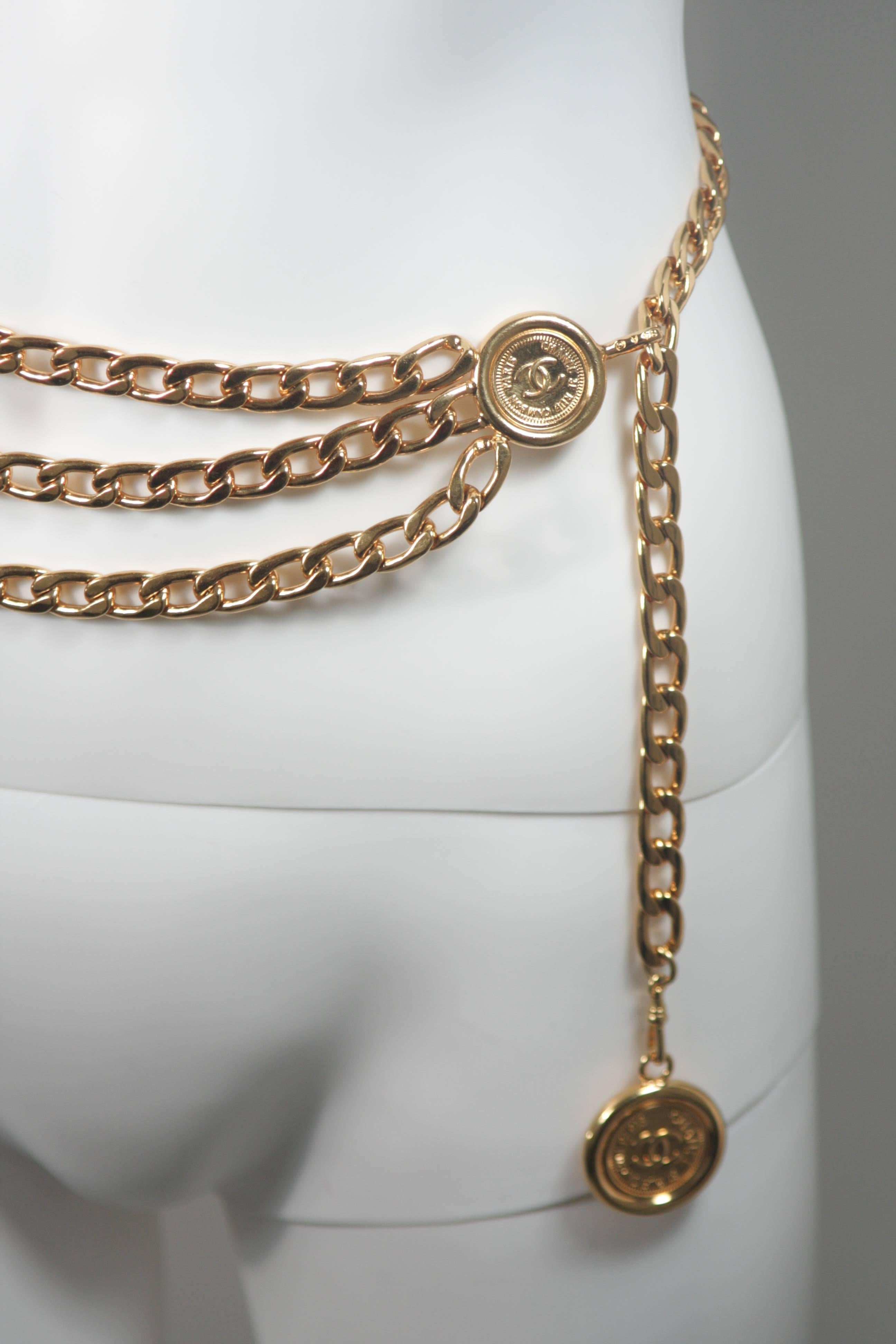 CHANEL Gold Tone Triple Strand Detail Kette Link Gürtel Halskette Open Size Damen