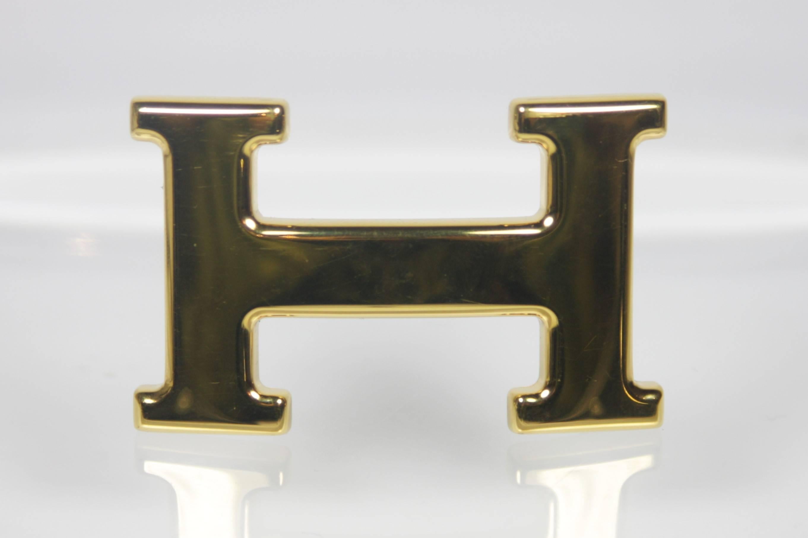 belt with h logo