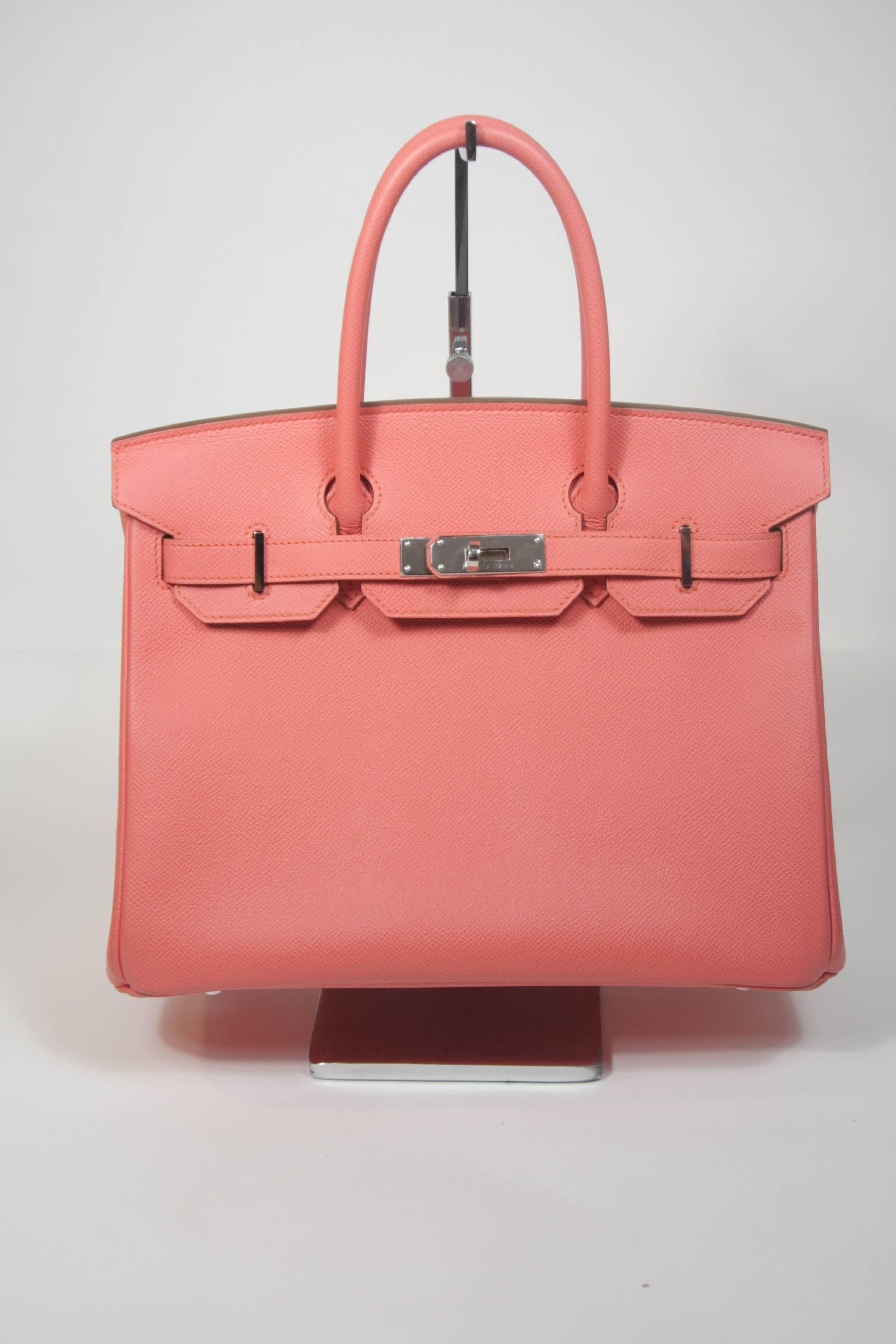 This Hermes  handbag is composed of a Clemence Torion leather which stays true to its shape in all instances and is completely resilient to scratches. Excellent craftsmanship from the house of Hermès. It's not only the most sought after bag in the
