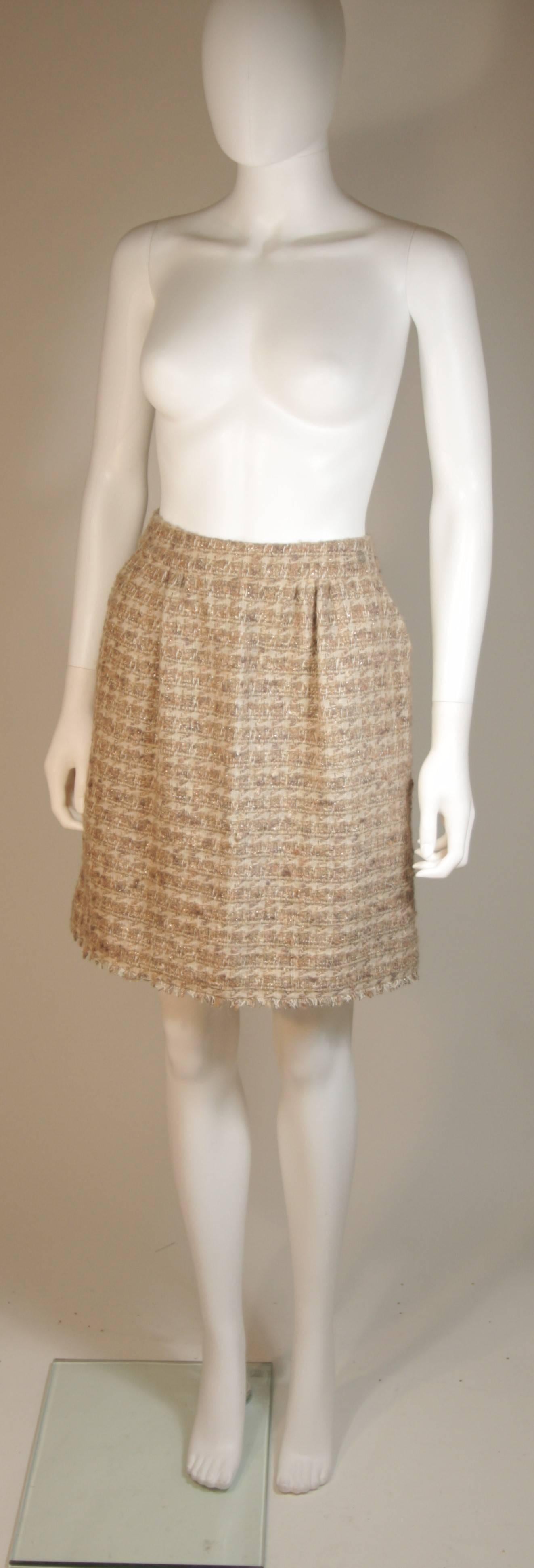 CHANEL Nude Tweed Knee Length Skirt with Brown Metallic Detail Size 6-8 In Excellent Condition In Los Angeles, CA