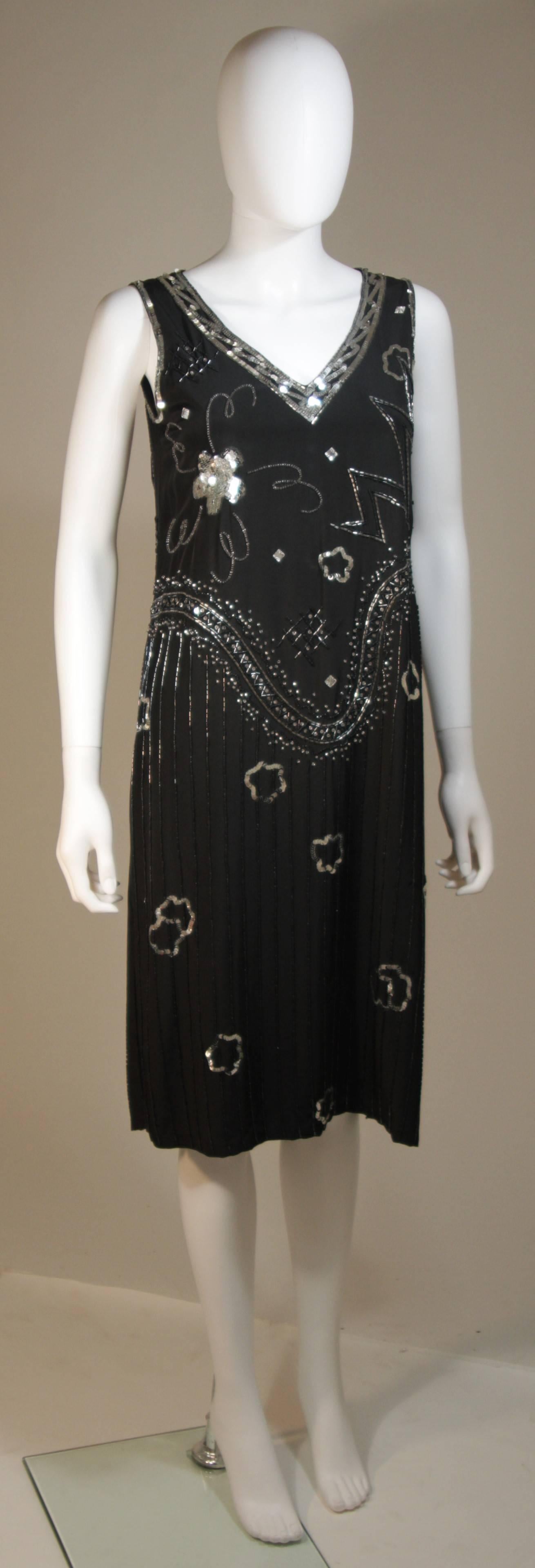 GIORGIO BEVERLY HILLS Sequin Embellished Deco Inspired Cocktail Dress Size 4-6 In Excellent Condition For Sale In Los Angeles, CA