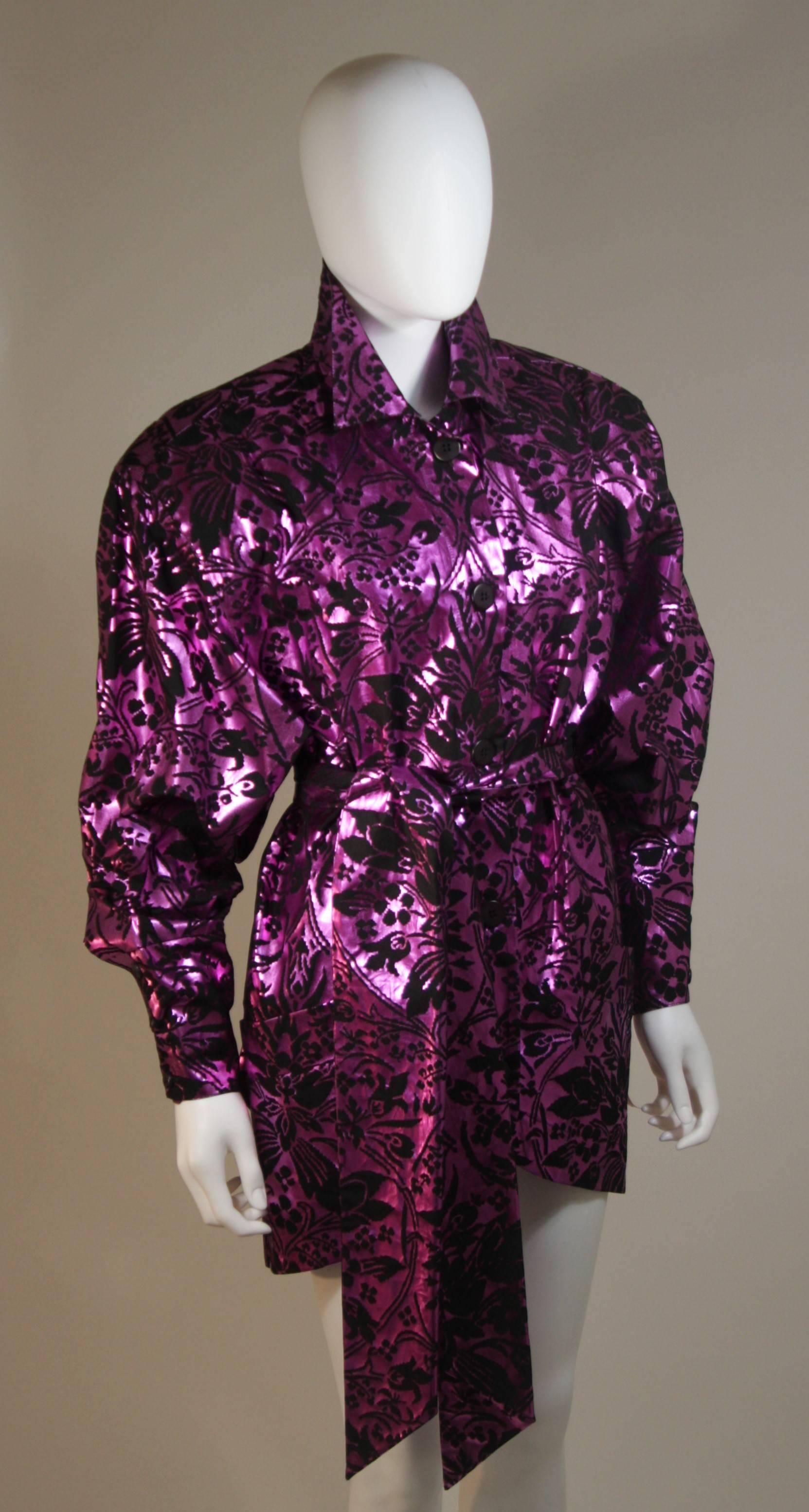 BYBLOS AMEN WARDY Purple Foiled Dress Jacket with Belt Size 44 IT In Excellent Condition In Los Angeles, CA