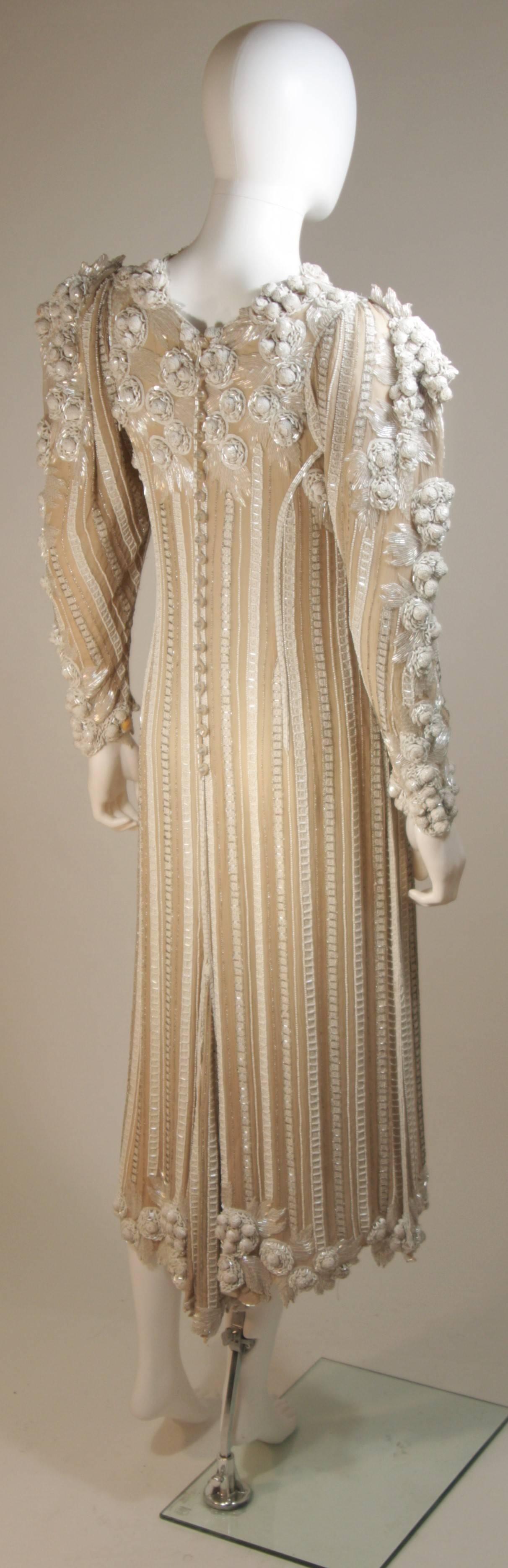 APROPOS Robe ivoire à perles avec accents sur les épaules des années 1980 Taille 6-8 en vente 3