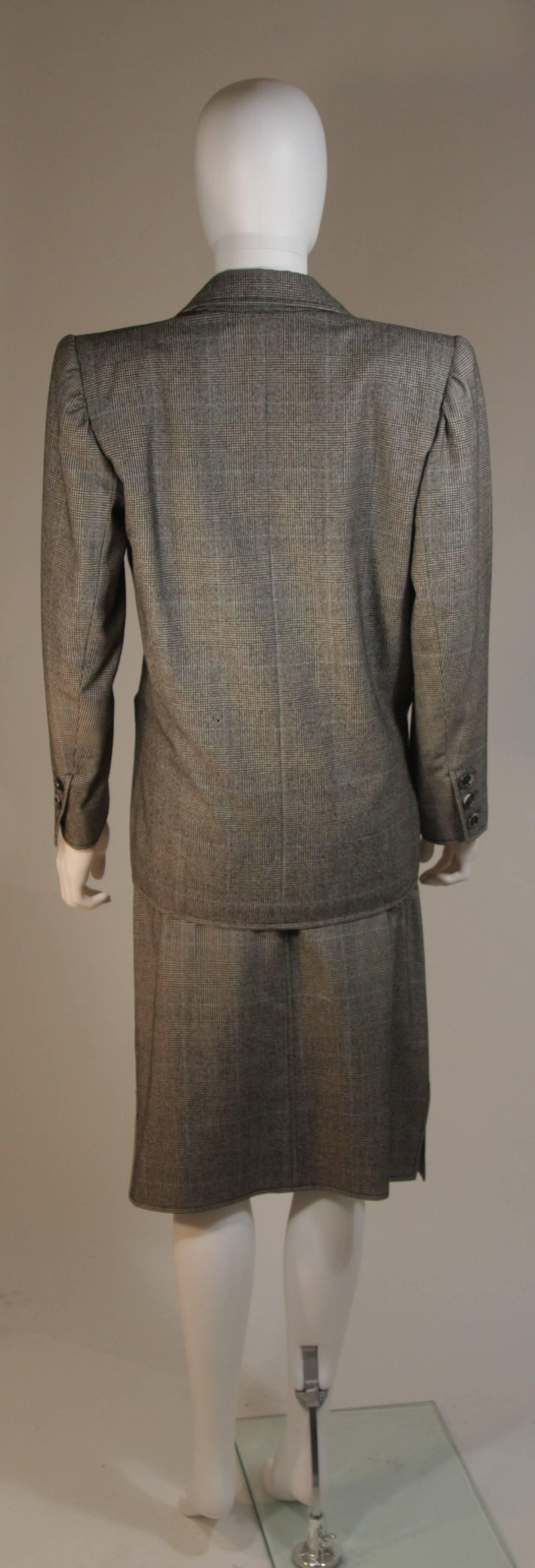 YVES SAINT LAURENT RIVE GAUCHE Grau Wolle Plaid Rock Anzug mit Blau Größe 38 40 im Angebot 2